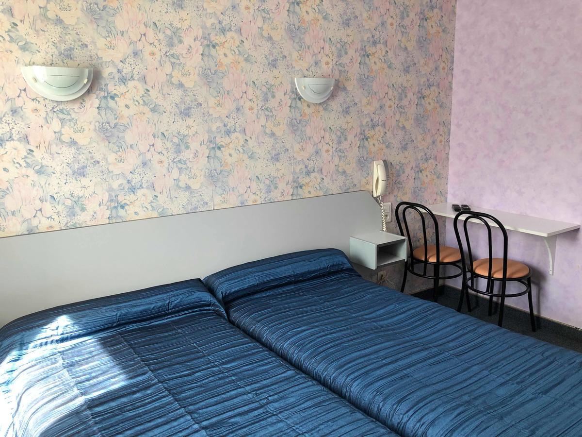 Hotel Des Voyageurs Saint-Chély-dʼAubrac Zewnętrze zdjęcie